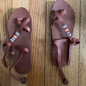 Beeks by Two Birds Sandals